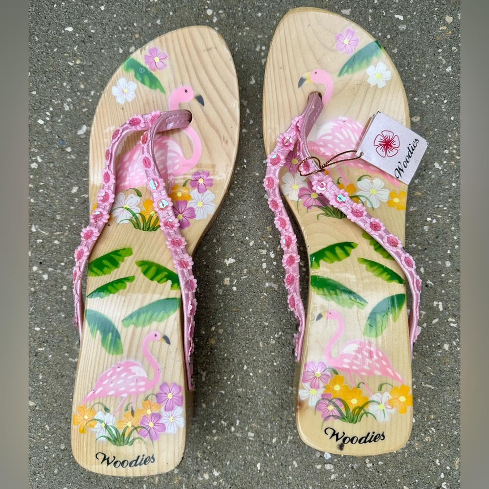 WOODiES pink flamingo  key west clogs wood sandals  womens size 9